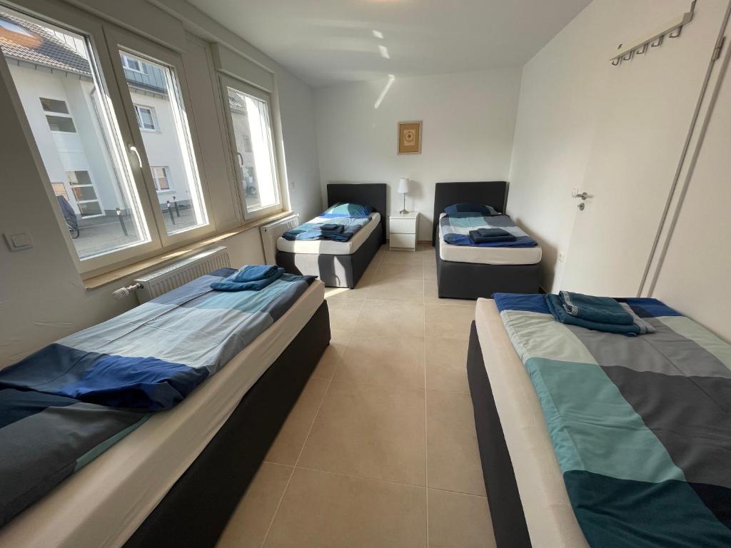 Best Cologne room 4